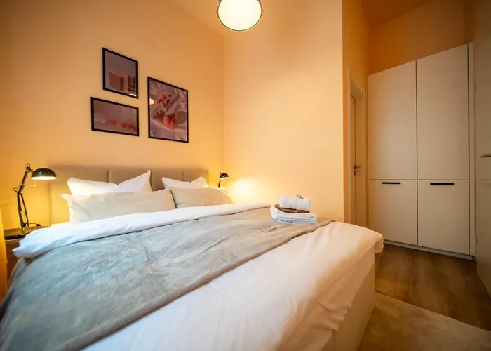 Apartment Llr Design Am Bahnhof - Palermo Peach