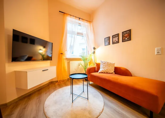 Llr Design Am Bahnhof - Palermo Peach Apartment *